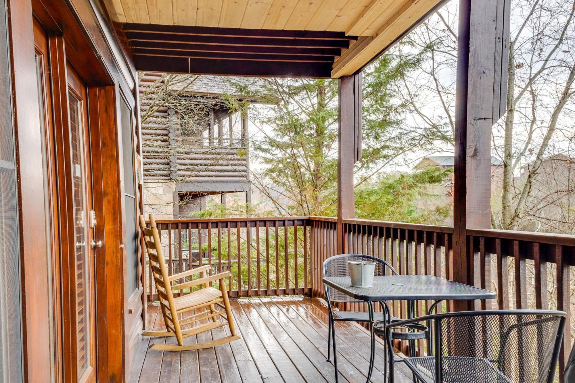 Pigeon Forge Resort Studio Cabin On Dollywood Ln! 外观 照片